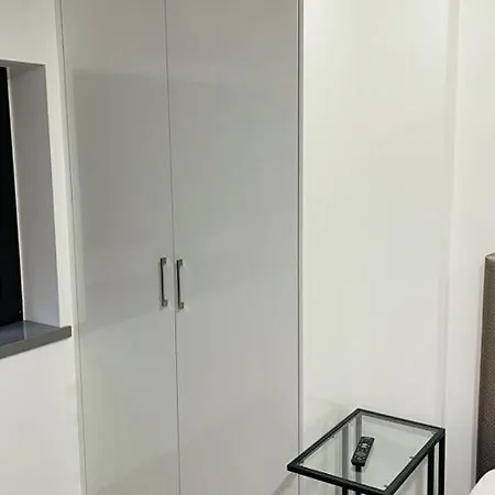 Hotel Ergosuites *