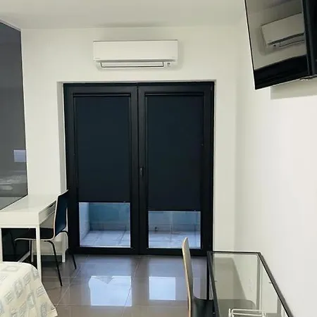 Ergosuites Ξενοδοχείο *