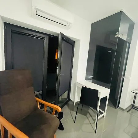 Ergosuites Hotel *