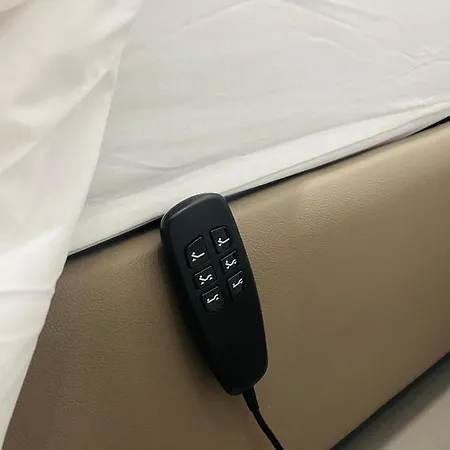 Hotel Ergosuites *
