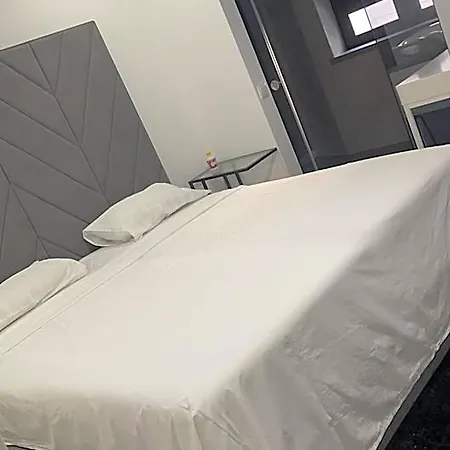 Ergosuites Hotel *