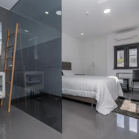 Ergosuites
