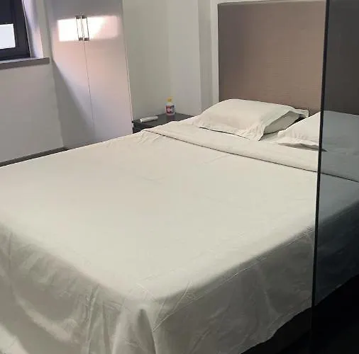 Ergosuites ホテル *