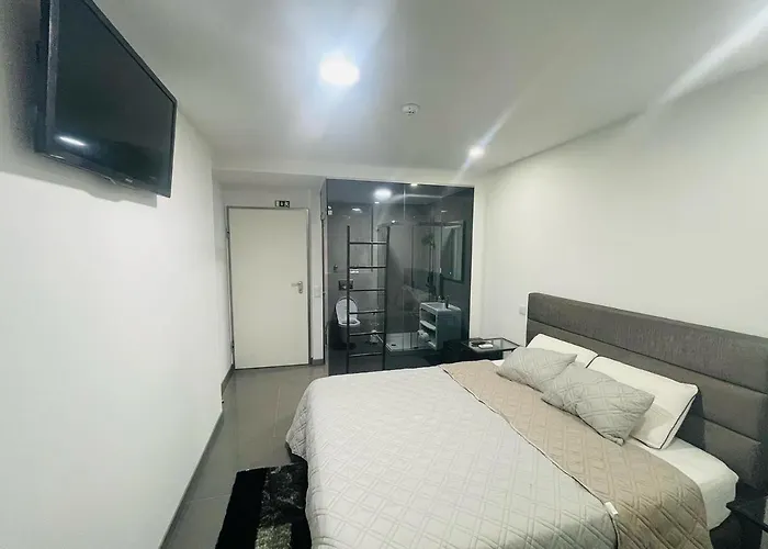 Ergosuites * フィゲイラ・ダ・フォズ